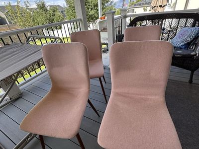 Set of 4 Pink Upholstered Dining Chairs with Wood Legs