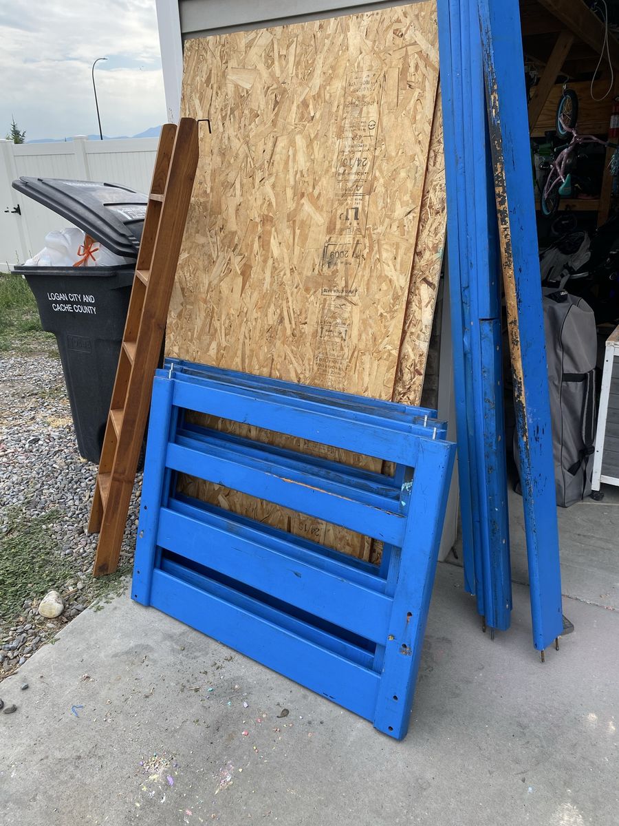 Wooden bunkbeds