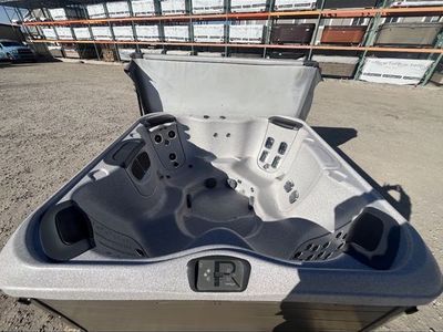 2018 Bullfrog Spa R7SS S#208920