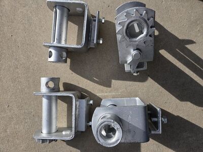 4" trap buckles removable