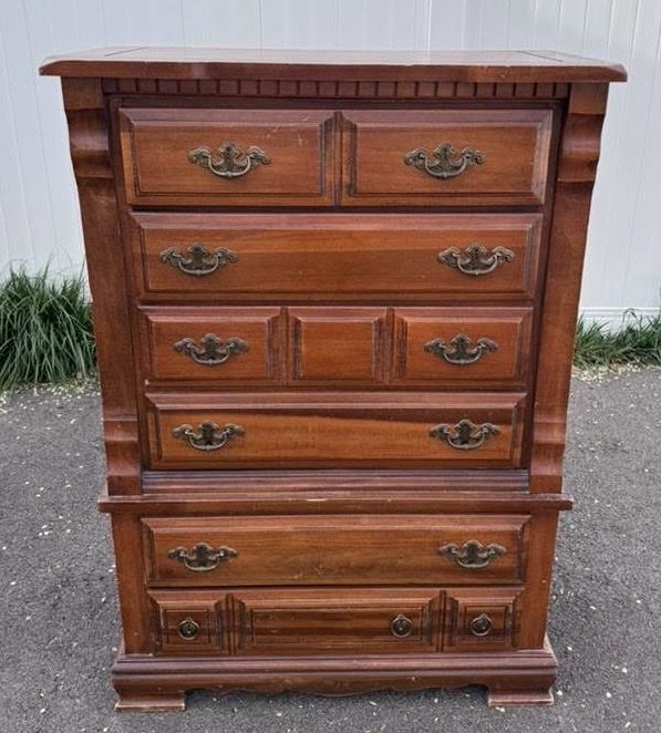 Wood Dresser