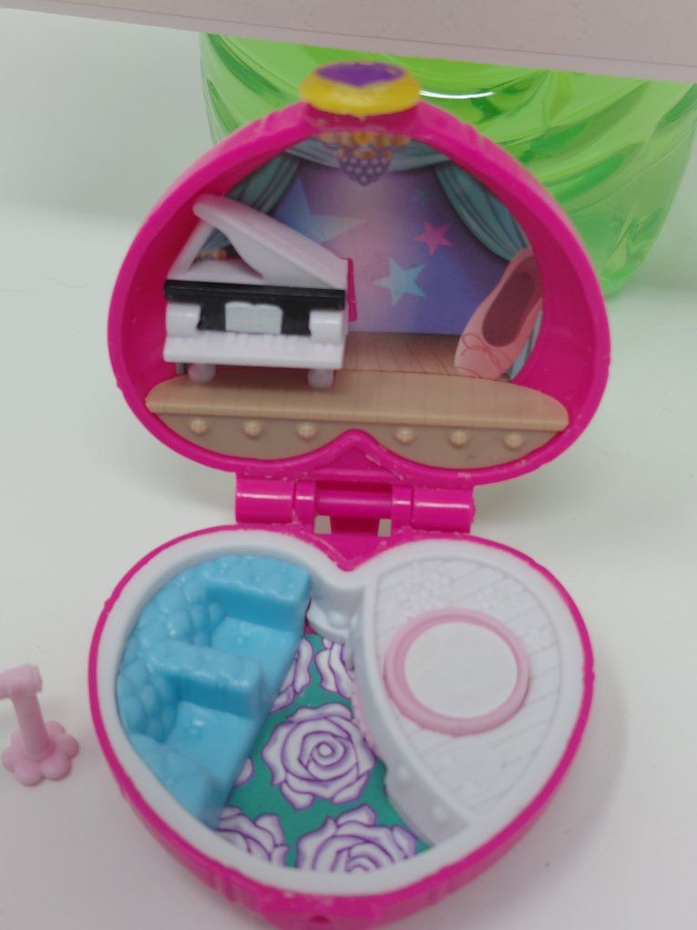 🩰 Polly Pocket Ballet Studio Heart Compact