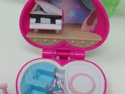🩰 Polly Pocket Ballet Studio Heart Compact