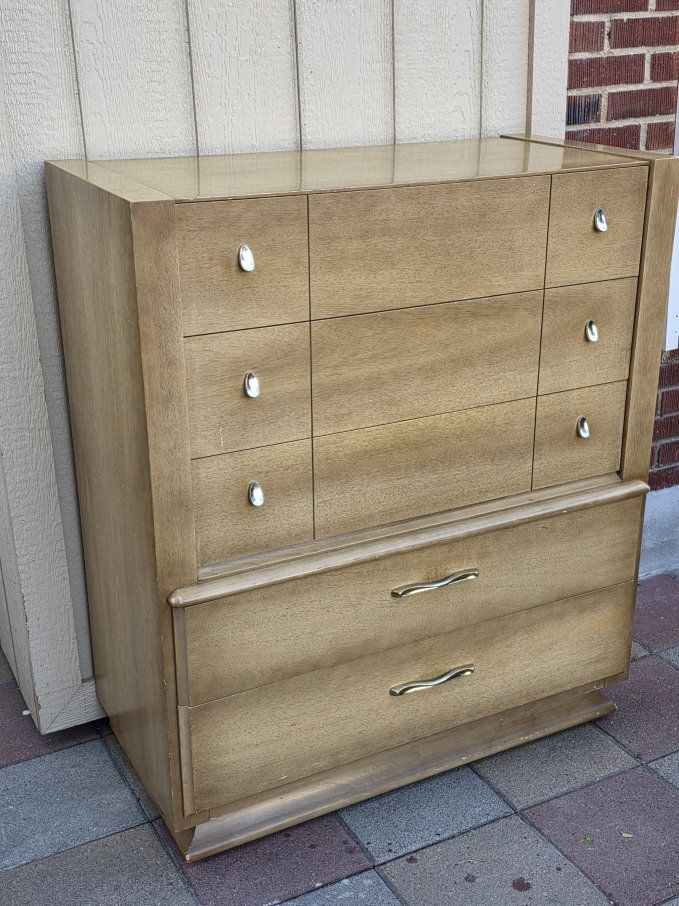 Main image 4
