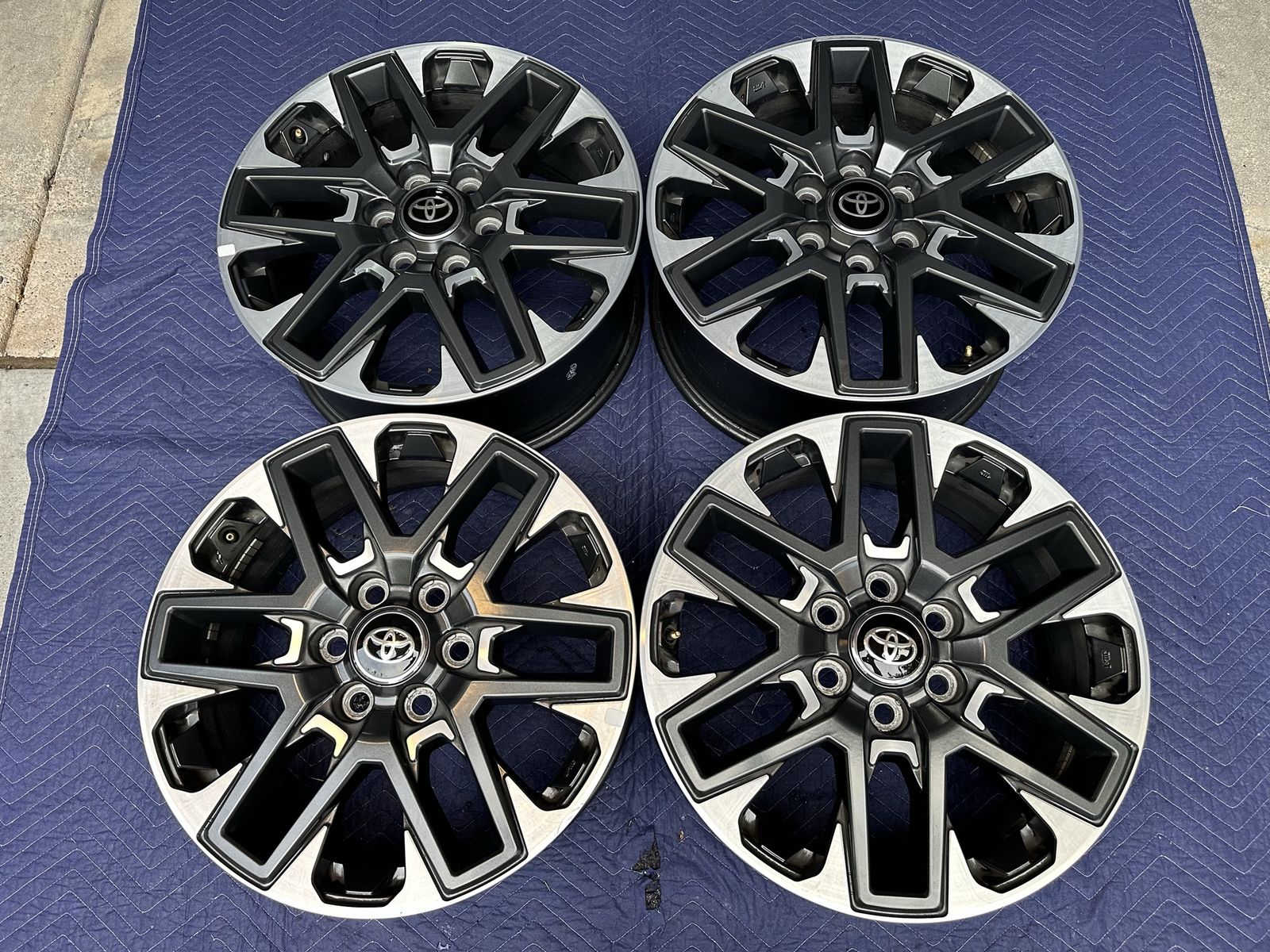 2022-2026 Toyota Tundra Sequoia Wheels 20”