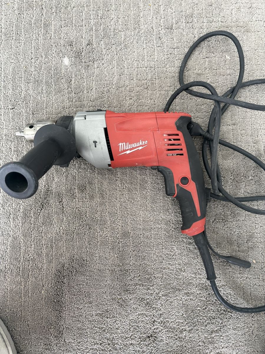 Milwaukee 5076-20 1/2" (13mm) 8A Corded Hammer Drill