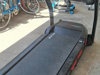 Bowflex BXT116 Treadmill – Excellent Condition