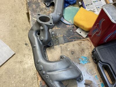 Mopar 383 440 HP exhaust manifolds