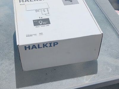 IKEA Halkip wall lamp