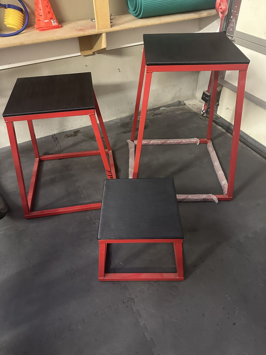 Set of 3 Heavy-Duty Steel Plyometric Jump Boxes – Excellent Condition