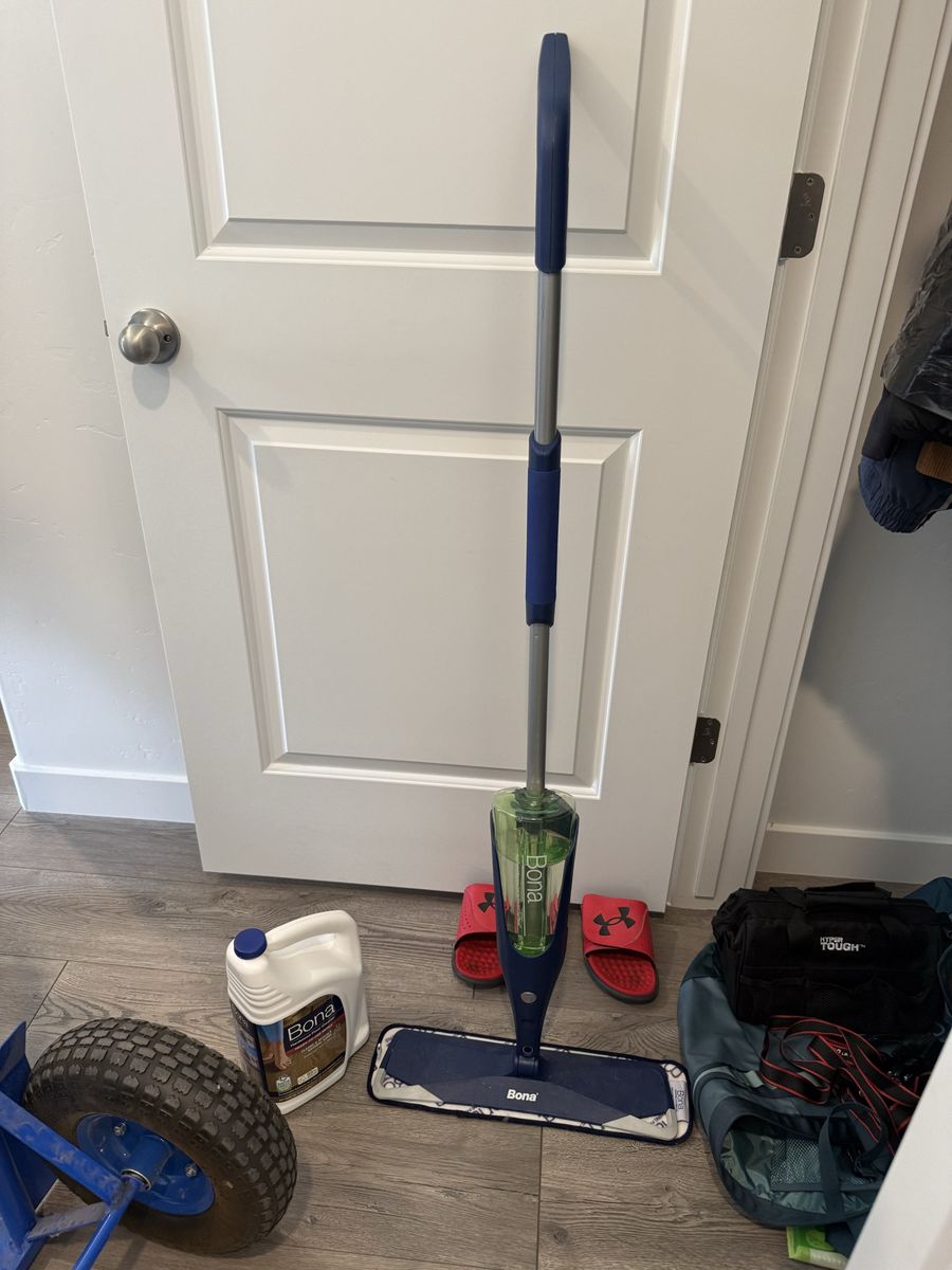 Bona mop and cleaner