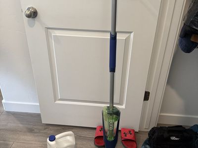 Bona mop and cleaner