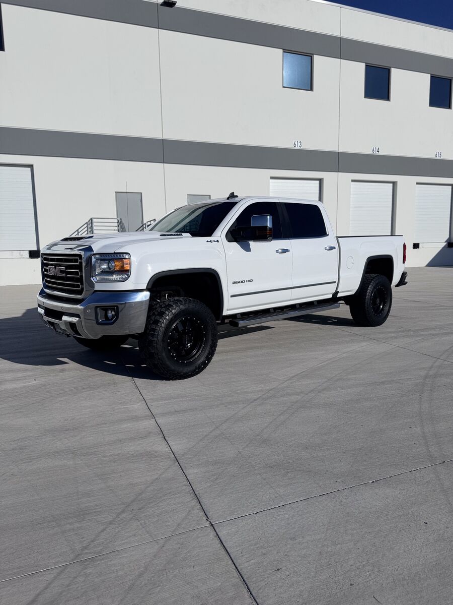2019 GMC 2500 SLT