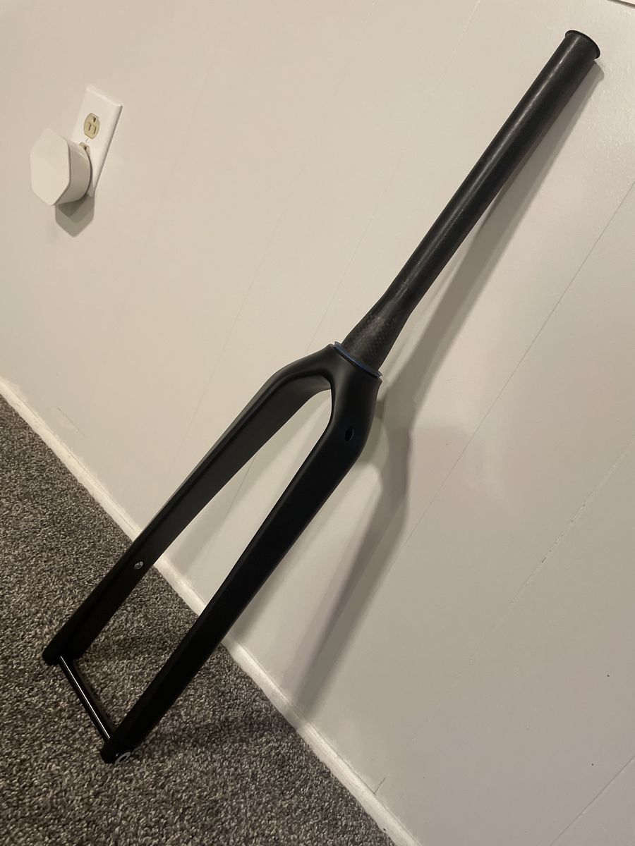 Carbon Fork, uncut, new, 12*100mm, 55mm tire clearance