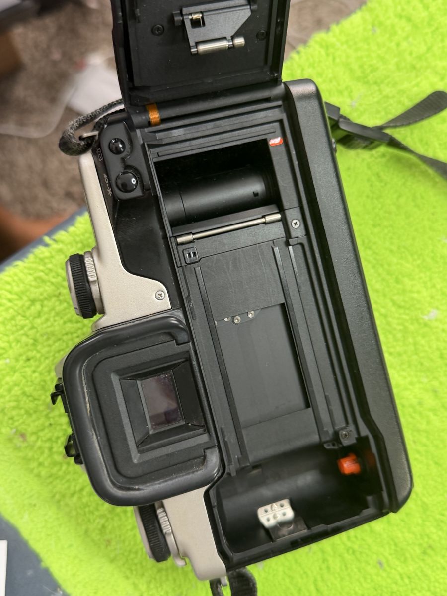 Canon Alan II body film camera, with converter, as is  