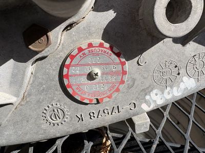 4 x 4 transfer case Jeep 242 J