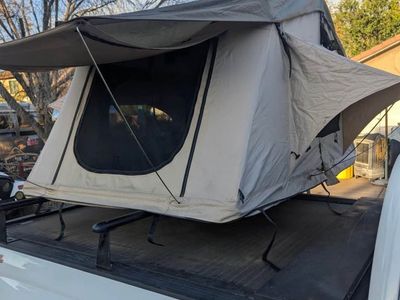 Smittybuilt Overlander 3 Person Rooftop Tent