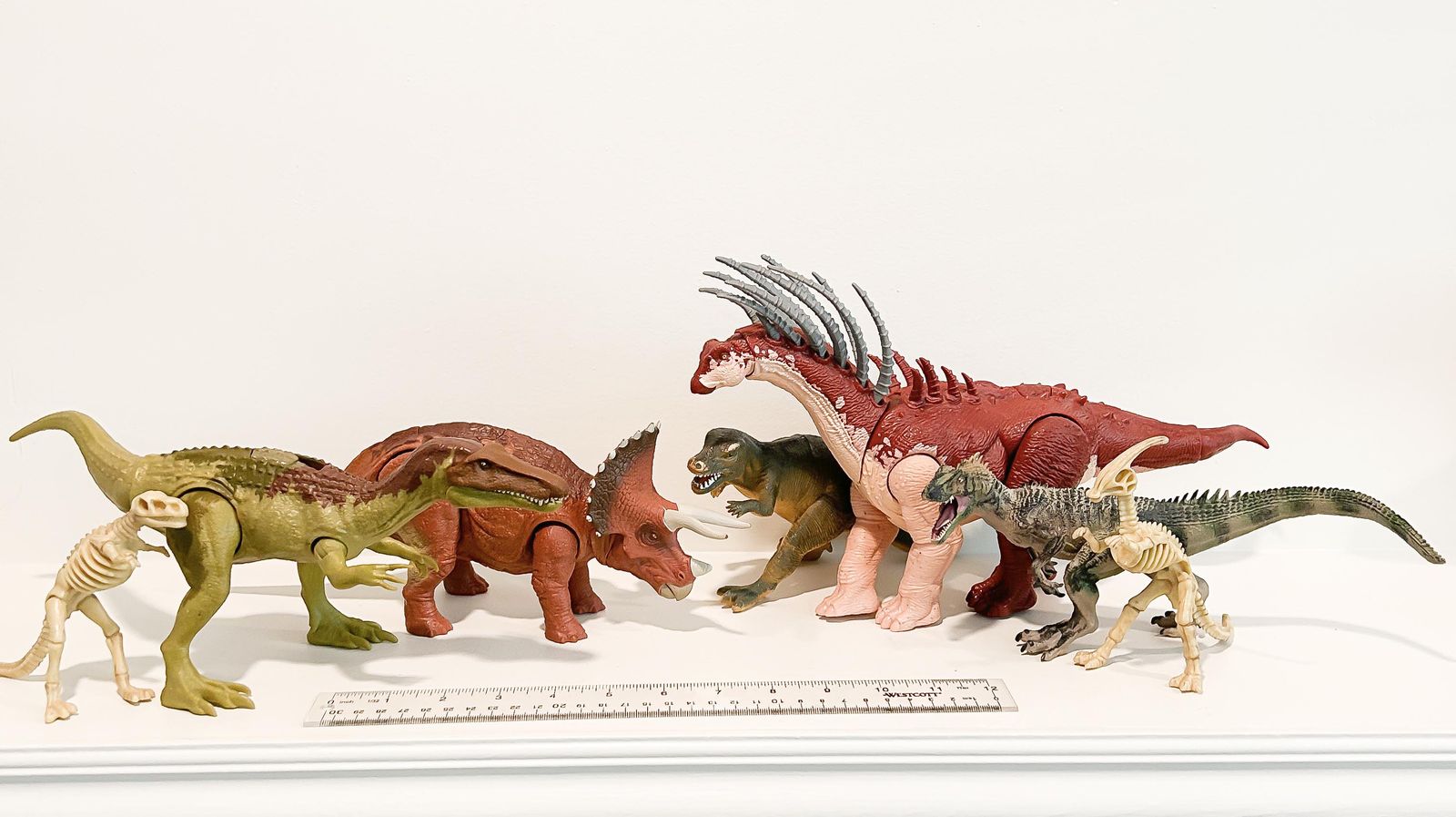 Jurassic World Dinosaur Figure Toy Lot
