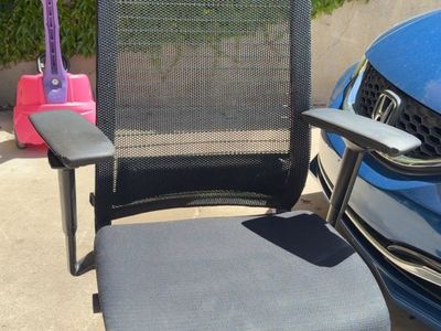 Steelcase Think chair all works up and down
