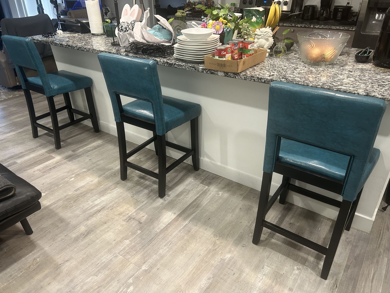 3 Barstools