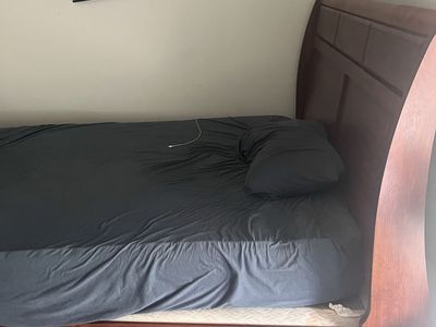 Queen bed frame + box spring