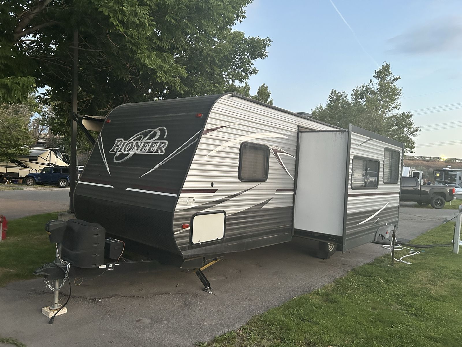 2020 Heartland Pioneer bunkhouse 27ft