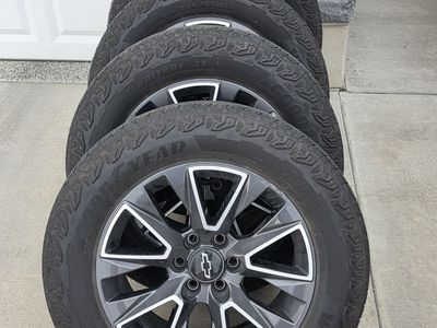 2023 Chevy Suburban wheels and tires