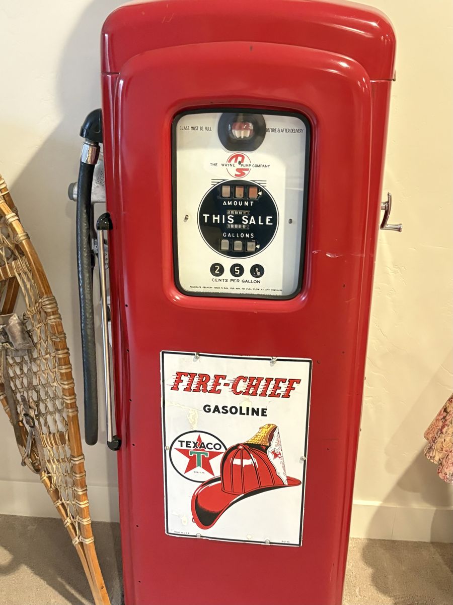 Antique Texaco gas pump