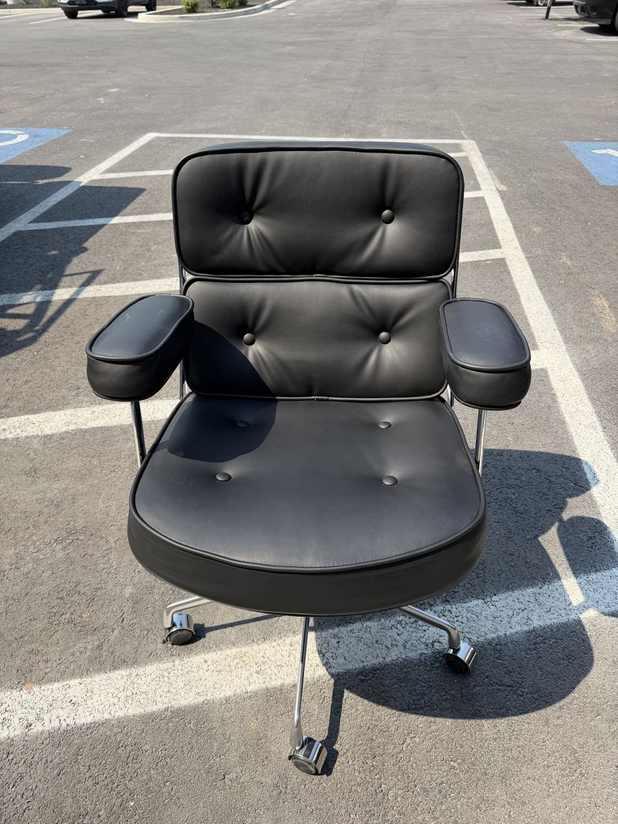 NEW 3x Office Chairs Black