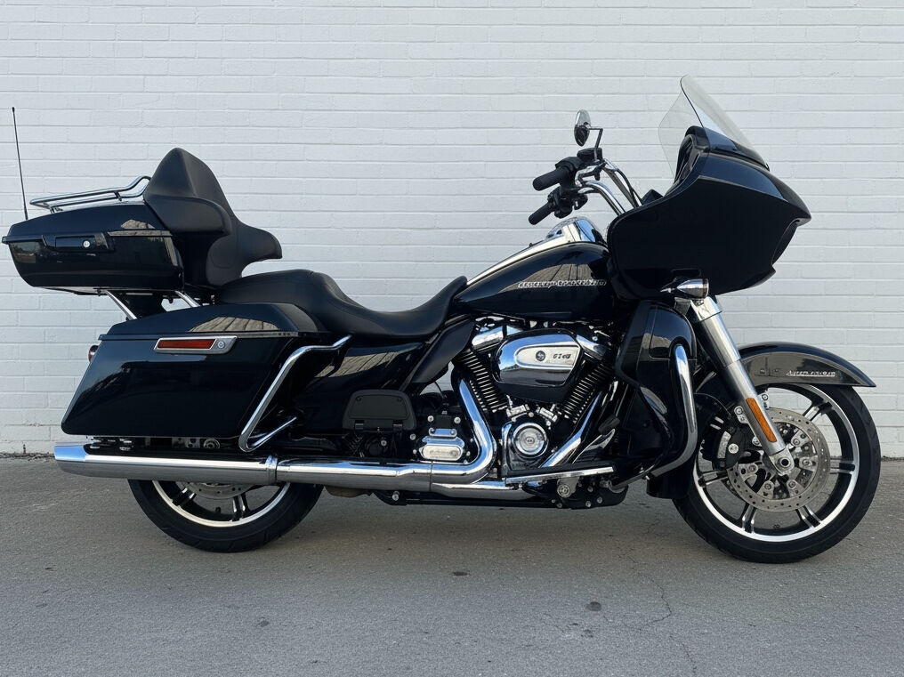 2022 Harley Davidson Road Glide Limited 114 - Ultra Classic