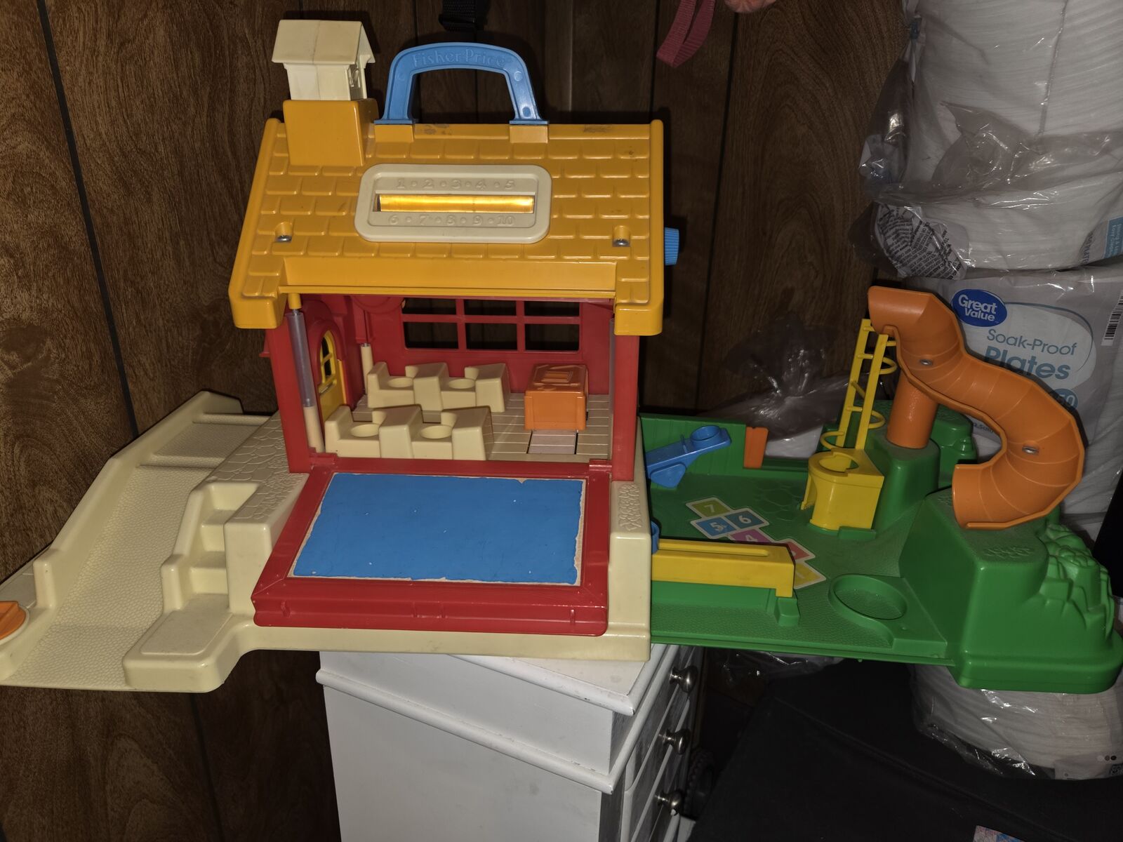 Fisher Price Little People Play Family School 2550 E School House playground toy