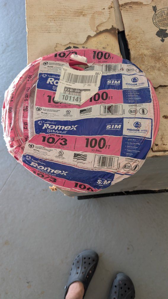 37 feet Romex SIMpull Type NM-B 10/3 
