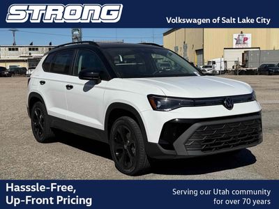 2026 Volkswagen Taos SE Black 4Motion
