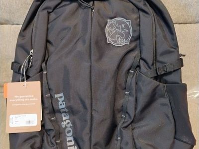 Patagonia Women's Refugio Pack 26L Backpack - Black, New with Tags, Spacious & Organized