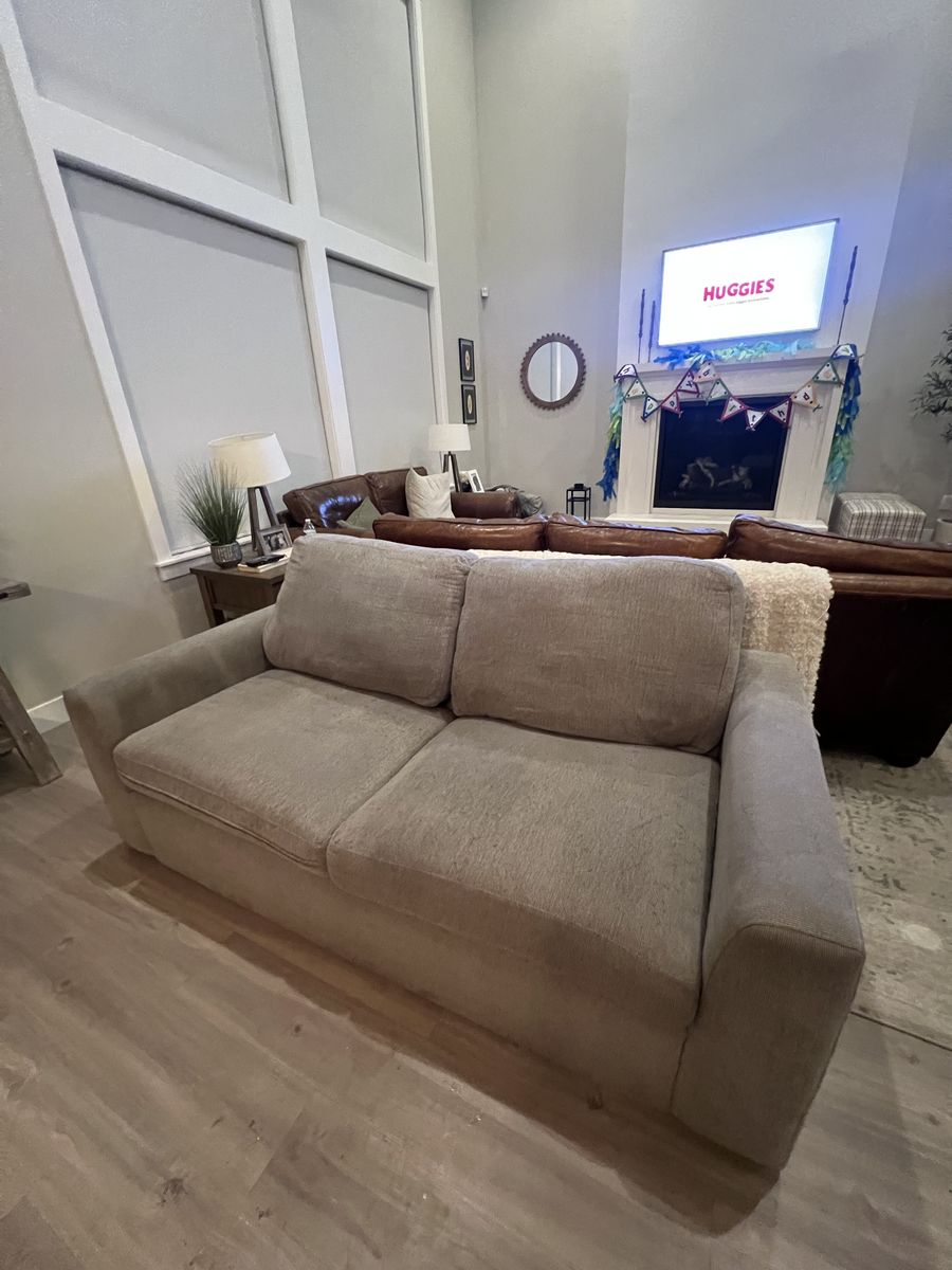 Couch With Pull Out Bed