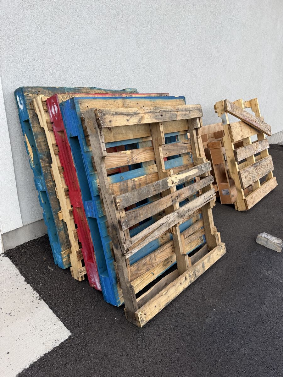 Free pallets