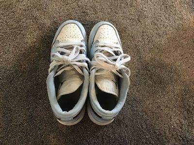 Jordan 1 low baby blue size 7