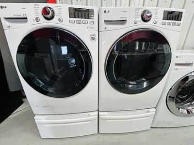 Lg Steam Electric Front Load Set With Pedestals