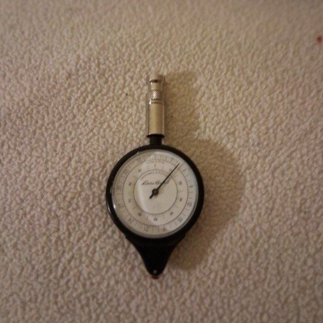 Eddie Bauer Centimeters to Kilometers Converter