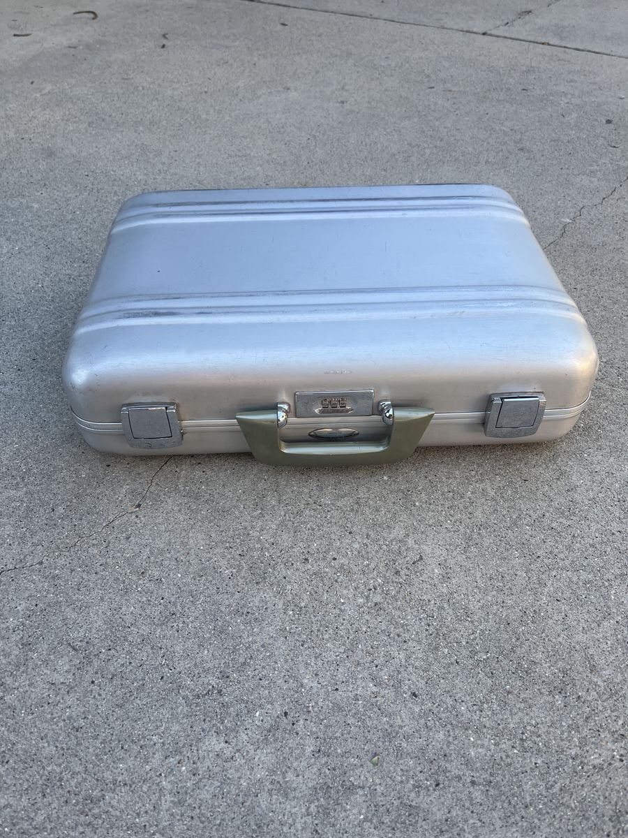 Zero Halliburton Aluminum Case Briefcase 