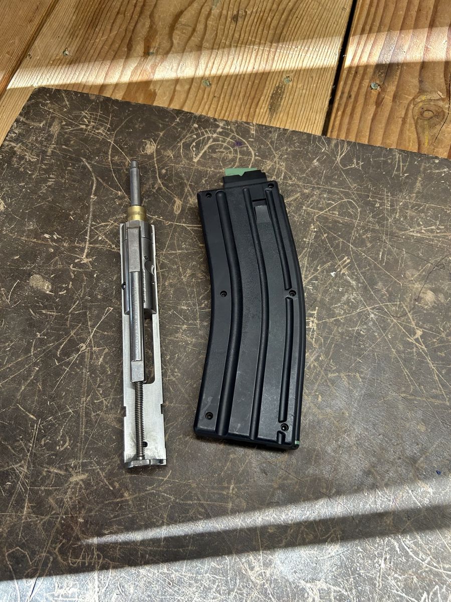 CMMG 22LR AR Conversion Kit with Bolt and Magazine - Excellent Condition, Lightly Used