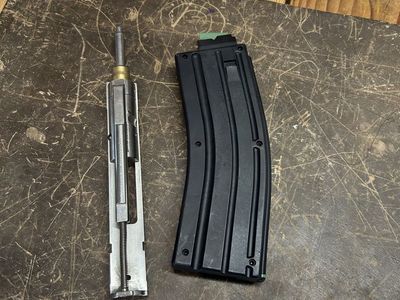 CMMG 22LR AR Conversion Kit with Bolt and Magazine - Excellent Condition, Lightly Used