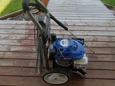 Black Max 2700 PSI Pressure Washer with Subaru EX17 Engine, 2.3 GPM - Gas Powered
