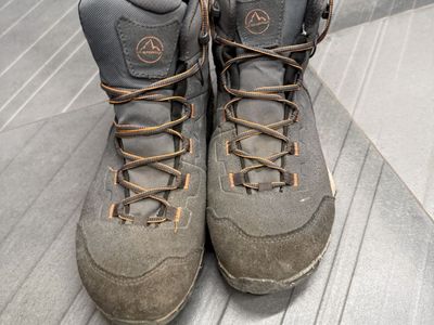 Hiking Boots Size 9