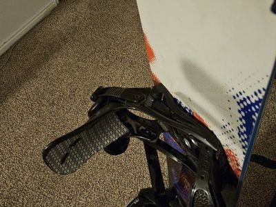 BURTON SNOWBOARD