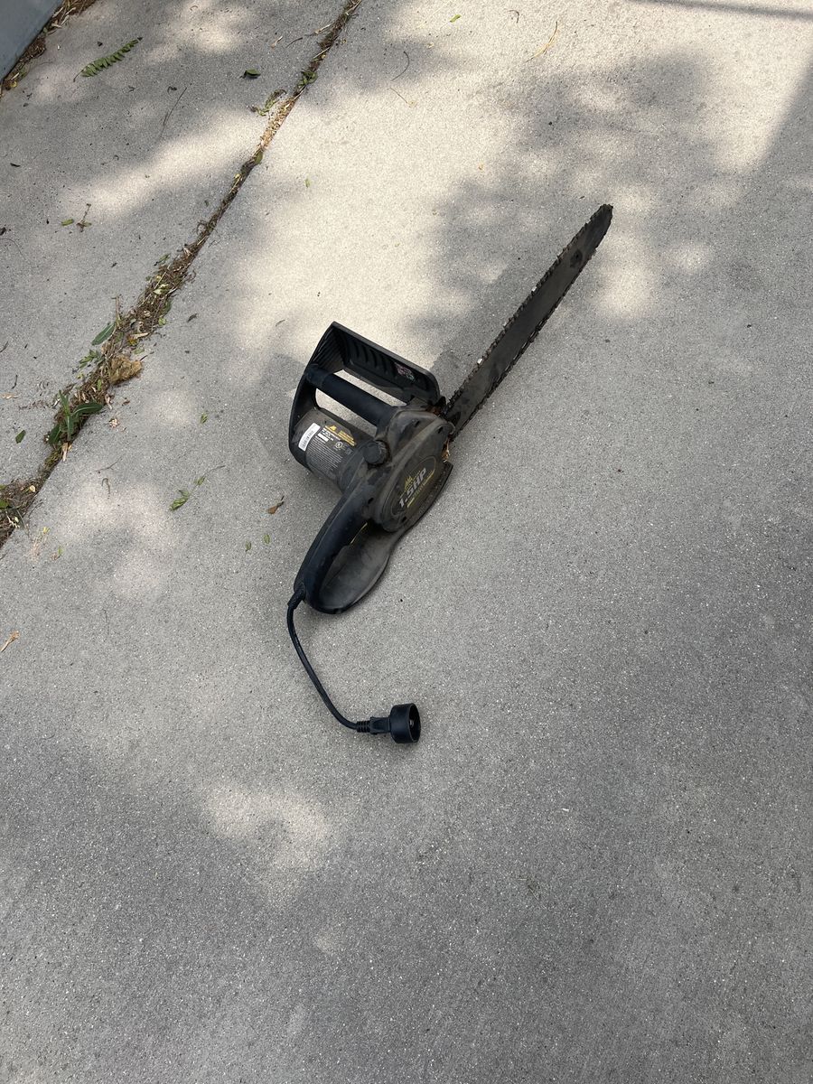 Electric Chainsaw - 1.5 HP Corded - Tested & Working