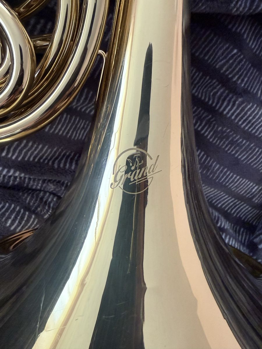 Main image 3
