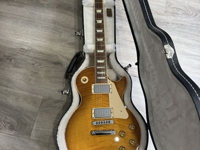 Gibson Les Paul Traditional Electric Guitar - Classic (Mint 2010), Hard Case Included