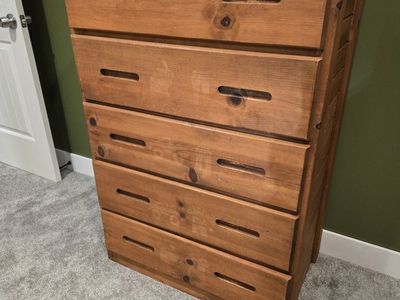 Rustic Wood 5-Drawer Dresser Chest