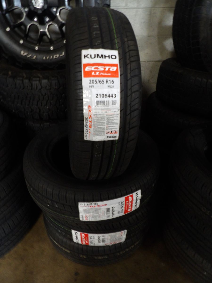 205/65R16 KUMHO ECSTA LX PLATINUM SET OF NEW TIRES 